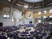 Studie zu Reden im Bundestag: Opposition drückt sich verständlicher aus als die Bundesregierung