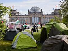 „Märtyrer“-Verehrung und Mordaufrufe: Terror-Anhänger im Berliner Protestcamp vor dem Bundestag