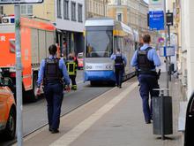 Junge stolpert zwischen Bordstein und Bahn: Dreijähriger bei Straßenbahnunfall in Leipzig tödlich verletzt 