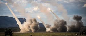 Raketen werden von den US-Mehrfachraketenwerfern Himars abgefeuert. Bald auch auf russisches Territorium?