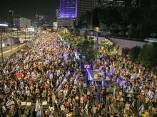 Krieg in Nahost: Massen-Demos für Ende des Gaza-Kriegs