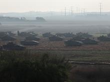 Vorbereitungen vor dem Abschluss: Israel kündigt Angriff „aus der Luft, vom Meer und dem Land“ an
