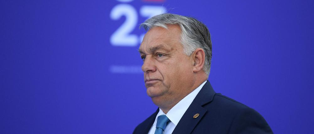 Ungarns Ministerpräsident Viktor Orban trifft am 6. Oktober 2023 zum zweiten Tag des Gipfeltreffens der Europäischen Politischen Gemeinschaft im Palacio de Congreso in Granada, Südspanien, ein. 