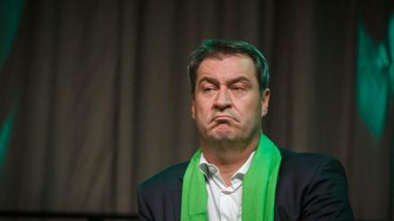 Konkurrenz für Dieter Kosslick? Markus Söder bevorzugt beim Schal die Farbe grün.