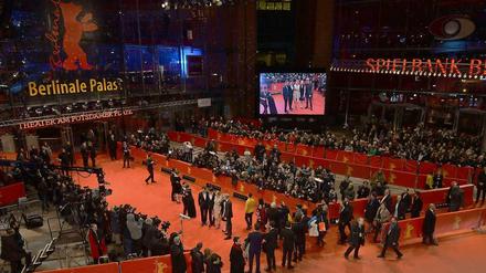 Riskantes Unternehmen: Filme von Newcomern im Wettbewerb und Starrummel auf dem roten Teppich.