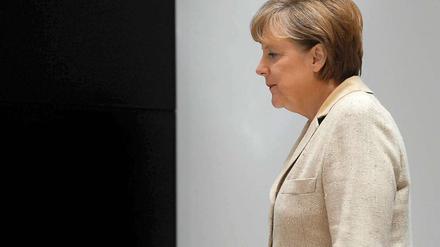 Bundeskanzlerin Angela Merkel (CDU) kommt in Berlin im Konrad-Adenauer-Haus zur Pressekonferenz nach der Sitzung des Bundesvorstands der CDU. 
