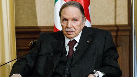 Rücktritt "am heutigen Tag": Algeriens langjähriger Präsident Abdelaziz Bouteflika 