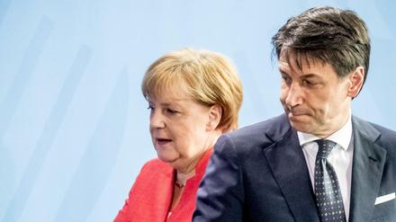 Gegensätzliche Vorstellungen. Bundeskanzlerin Angela Merkel (CDU), Giuseppe Conte, Ministerpräsident von Italien. 