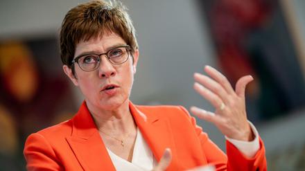 Annegret Kramp-Karrenbauer (CDU), Verteidigungsministerin, schließt einen Bundeswehreinsatz nicht aus.