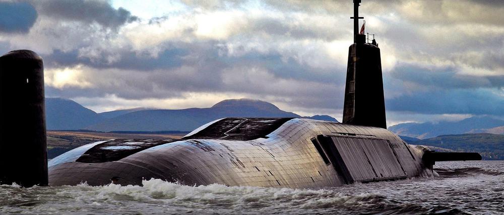 Das Handout-Foto zeigt das Atom-U-Boot HMS Vengeance der Vanguard-Klasse der Royal Navy von Großbritannien. 