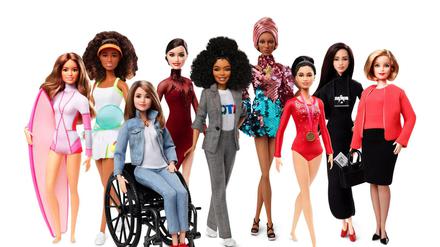 Barbie-Puppen aus einer Sonderserie, die zum Internationalen Frauentag am 8. März nach Vorbildern aus aller Welt gestaltet wurden. 
