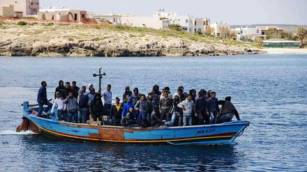 Tausende Flüchtlinge versuchen derzeit über das Mittelmeer nach Europa zu kommen.
