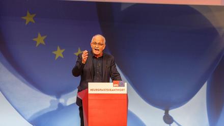 Der Fraktionschef der europäischen Sozialdemokraten Udo Bullmann.