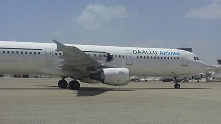 Anfang Februar war an Bord eines Airbus eine Bombe in Somalia explodiert. Der Attentäter wurde durch das Loch nach draußen gezogen. 