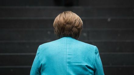 Rückansicht von Angela Merkel (Archivbild vom 22. Juli 2021)