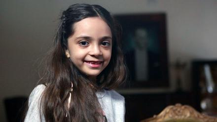 Die siebenjährige Bana ist durch ihre Tweets aus dem belagerten Aleppo bekannt geworden. Inzwischen lebt sie in der Türkei. 