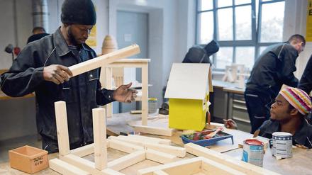 Die Initiative «Arrivo» der Handwerkskammer Berlin vermittelt Flüchtlinge schnell in erste Jobs. 