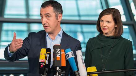 Im Dialog. Cem Özdemir, Bundesvorsitzender von Bündnis 90/Die Grünen, und Katrin Göring-Eckardt, Fraktionsvorsitzende der Grünen im Bundestag.