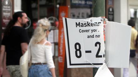 Vielerorts gibt es keine Maskenpflicht mehr im Freien. Weitere Einschränkungen könnten schon bald aufgehoben werden.