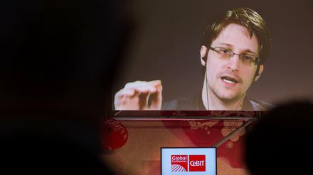 Der Whistleblower Edward Snowden spricht bei der IT-Messe Cebit in Hannover per Live-Schaltung.