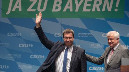 Sitzen der Illusion auf, Bayern zu regieren: Ministerpräsident Markus Söder und CSU-Chef Horst Seehofer.