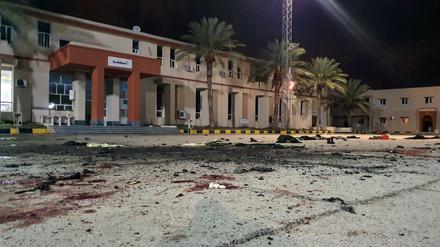 Bei einem Luftangriff auf die Militärakademie in Libyens Hauptstadt am 04.01.2020 sind mindestens 28 Menschen getötet und 18 weitere verletzt worden.
