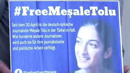 Mesale Tolu muss bis zum Beginn ihres Prozesses im Oktober in Haft bleiben.
