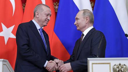 Erdogan und Putin bei einem Treffen im Kreml 2020.
