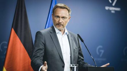 Bundesfinanzminister Christian Lindner FDP im Rahmen einer Pressekonferenz. 