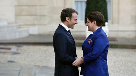 Der französische Präsident Emmanuel Macron und Polens Regierungschefin Beata Szydlo am Donnerstag in Paris.