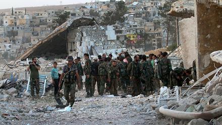 Die syrische Armee bei Aleppo.