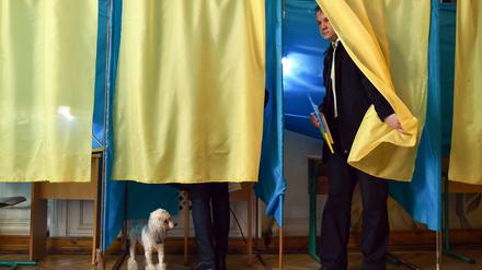 Präsidentenwahl in der Ukraine: Stimmabgabe in Kiew 