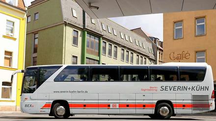 Die Fernbusse werden in Zukunft vor allem der Deutschen Bahn Konkurrenz machen.