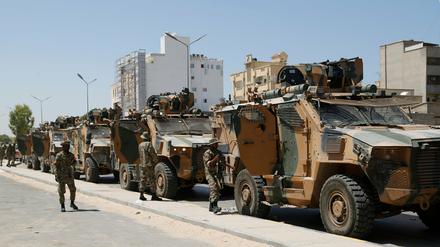 Libysche Streitkräfte in den Straßen der Hauptstadt Tripolis.