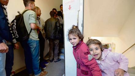 Ankunft in Brandenburg. Seit Mitte September sind mehrere hundert Flüchtlinge in ehemaligen Ministeriumsgebäuden in Potsdam untergebracht.