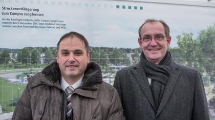 Oliver Glaser und Martin Grießner 2017 bei der Vorstellung der Tram-Verlängerung zum Jungfernsee.