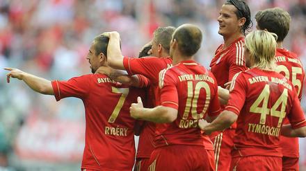 Mit einem 5:0-Erfolg gegen den Hamburger SV setzten die Bayern ein Ausrufezeichen.