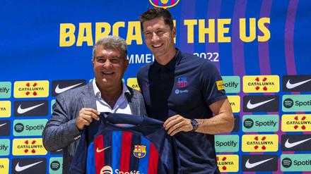 Barça benötigt noch mindestens 100 Millionen Euro, um die Neuzugänge wie Lewandowski für den Spielbetrieb anmelden
