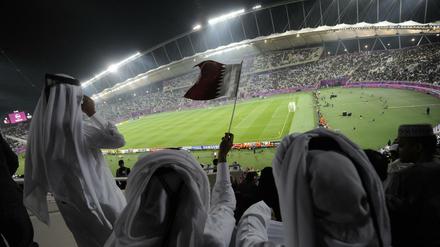 Damit die katarischen Fans jubeln dürfen, muss das Team noch viel üben - in der WM-Qualifikation.