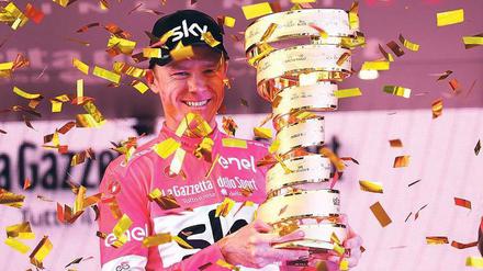 Triumph in Rosa und Gold. Chris Froome genoss am Sonntag in Rom seinen Triumph.