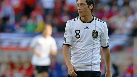 Mesut Özil: Hoffnungsträger der Nationalmannschaft - und für die deutsch-türkischen Beziehungen.