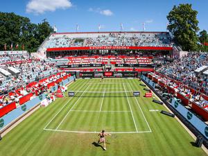 Die besten Tennisspielerinnen der Welt spielen vom 15. bis 23. Juni auf der Anlage des LTTC Rot-Weiß im Grunewald.