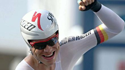 Zum dritten Mal nacheinander ist Tony Martin Rad-Weltmeister im Zeitfahren