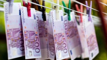 Von wegen Geldwäsche: Mit der Abschaffung des 500-Euro-Scheins soll Kriminellen das Handwerk erschwert werden.