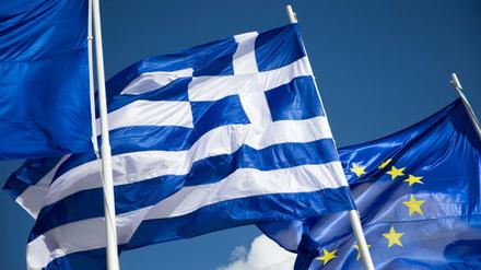 Griechenland steht wieder einmal unter Druck, weil die Regierung im Juli Schulden in Höhe von gut sechs Milliarden Euro zurückzahlen muss. 