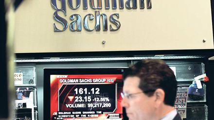 Absturz. Goldman-Aktien brachen ein, nachdem die Ermittlungen bekannt wurden. Auch am Montag ging es bergab.