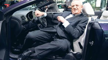 Bequeme Position. VW-Chef Martin Winterkorn verdiente im vergangenen Jahr 9,3 Millionen Euro und gehört damit zu den Spitzenverdienern unter den Dax-Vorständen. 