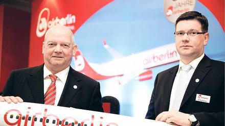 Ulf Hüttmeyer (rechts), hier mit Air-Berlin-Chef Joachim Hunold, ist seit 2006 Finanzvorstand der zweitgrößten deutschen Fluggesellschaft. 