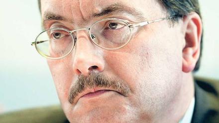 Weitere Zinserhöhungen durch die Europäische Zentralbank hält Jürgen Stark für „notwendig“. Foto: ddp
