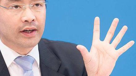 Konservativ. Aus Sorge vor der Euro-Krise bleibt der Wirtschaftsminister vorsichtig. Foto: dpa
